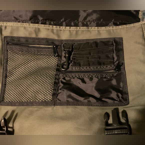 Military Messenger Bag w/ Adjustable Strap - Picture 9 of 12